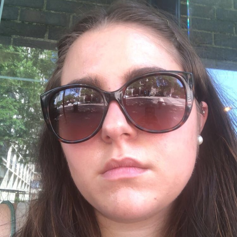 Meet your Posher, Elena